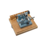 Appareil à rouler les pivots